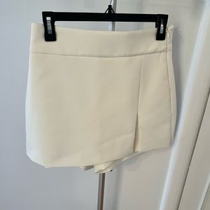 White skort WORN ONCE